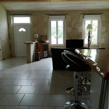 別荘 La Maison Vieille オータン